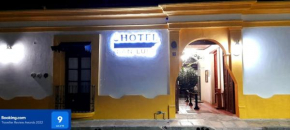 Гостиница Hotel San Luis  Сан-Кристобаль  